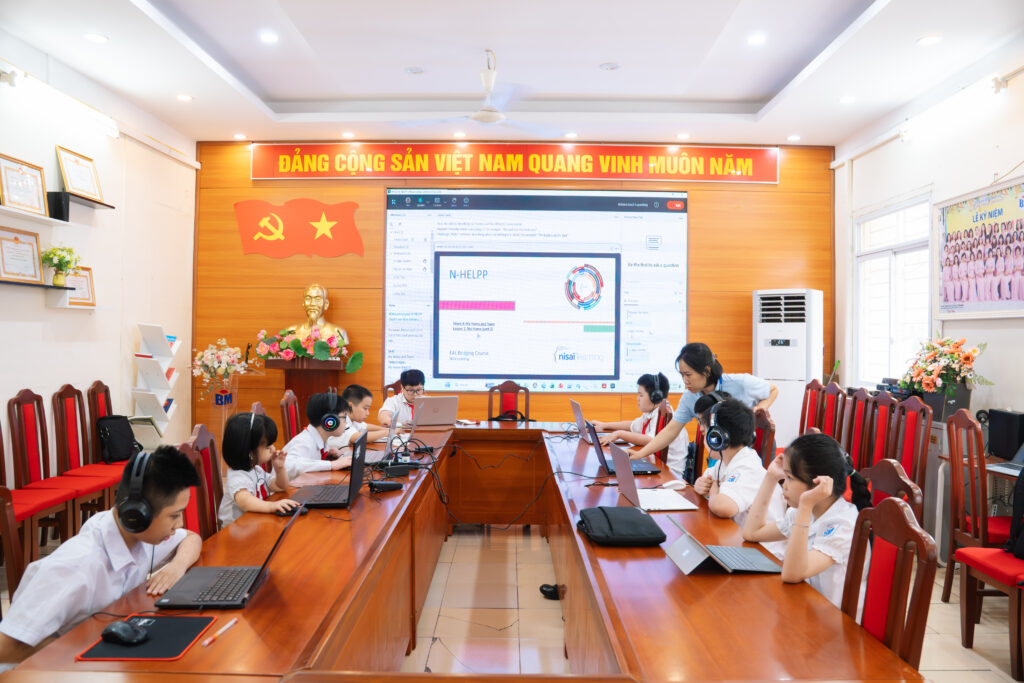 Giờ học trực tuyến trong chương trình giáo dục hòa nhập của Nisai Việt Nam